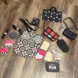 Thirty-One group of 20 items new or new condition